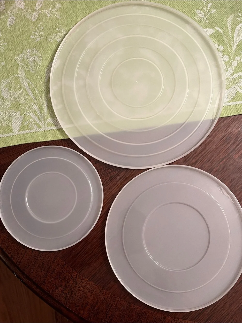 Williams Sonoma three nesting